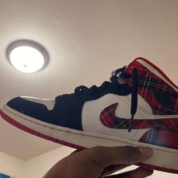 Bad Santa Air Jordan 1s - Picture 4 of 4